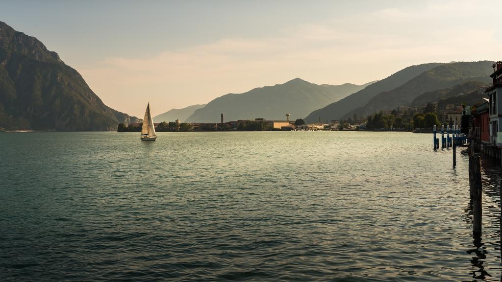 Ostello Del Porto โลเวเร ภายนอก รูปภาพ
